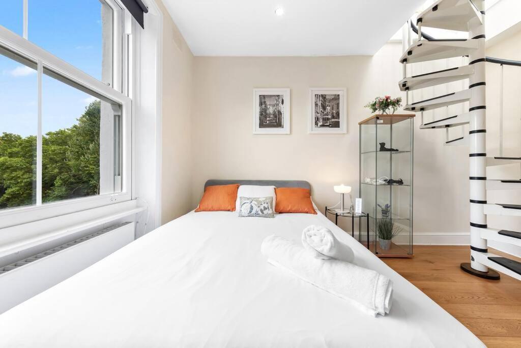 Spacious Sleep 11 With Terrace In Earls Court Ec99 London Kültér fotó