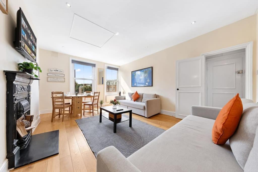 Spacious Sleep 11 With Terrace In Earls Court Ec99 London Kültér fotó
